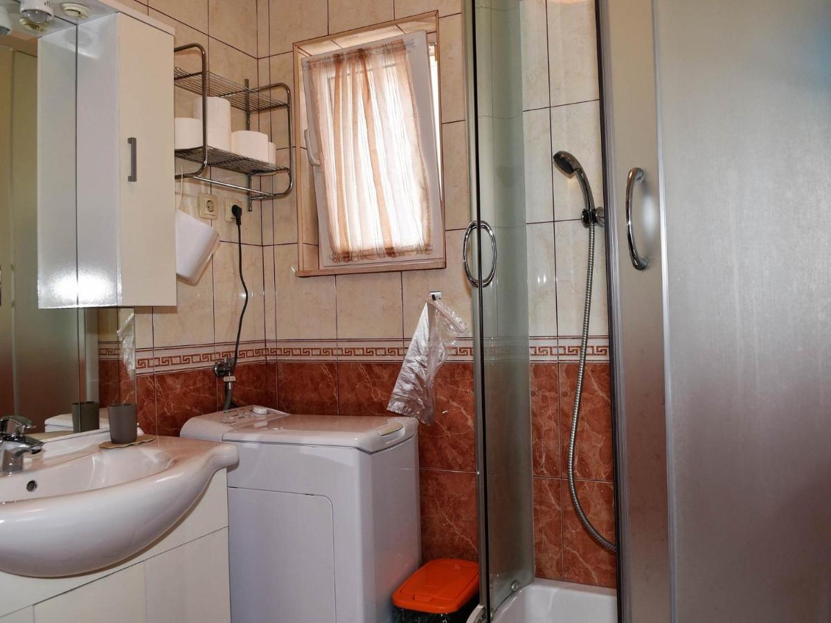 Apartment Manigo Supetar Eksteriør bilde